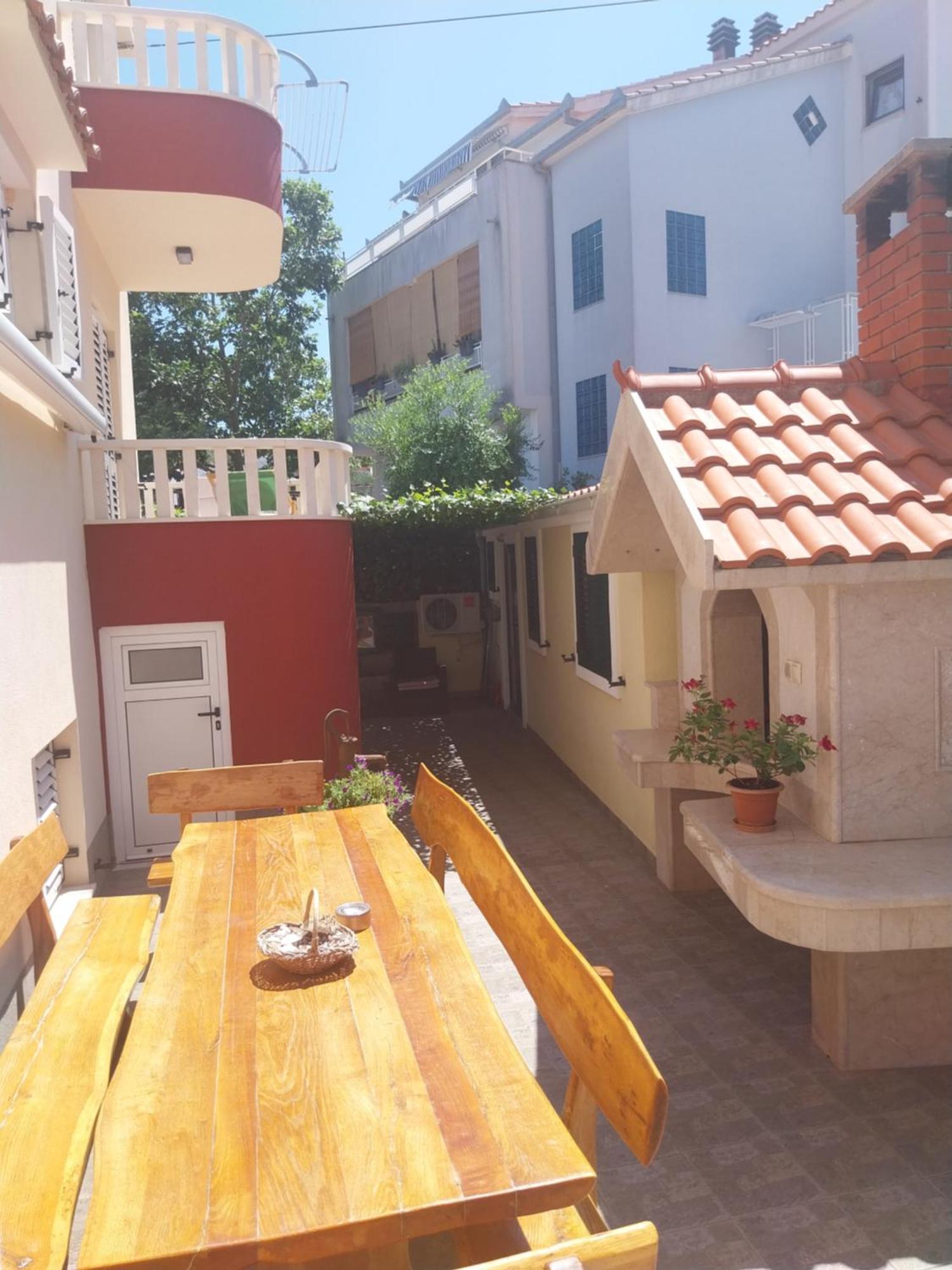 Villa Guliver Slatine Exterior foto